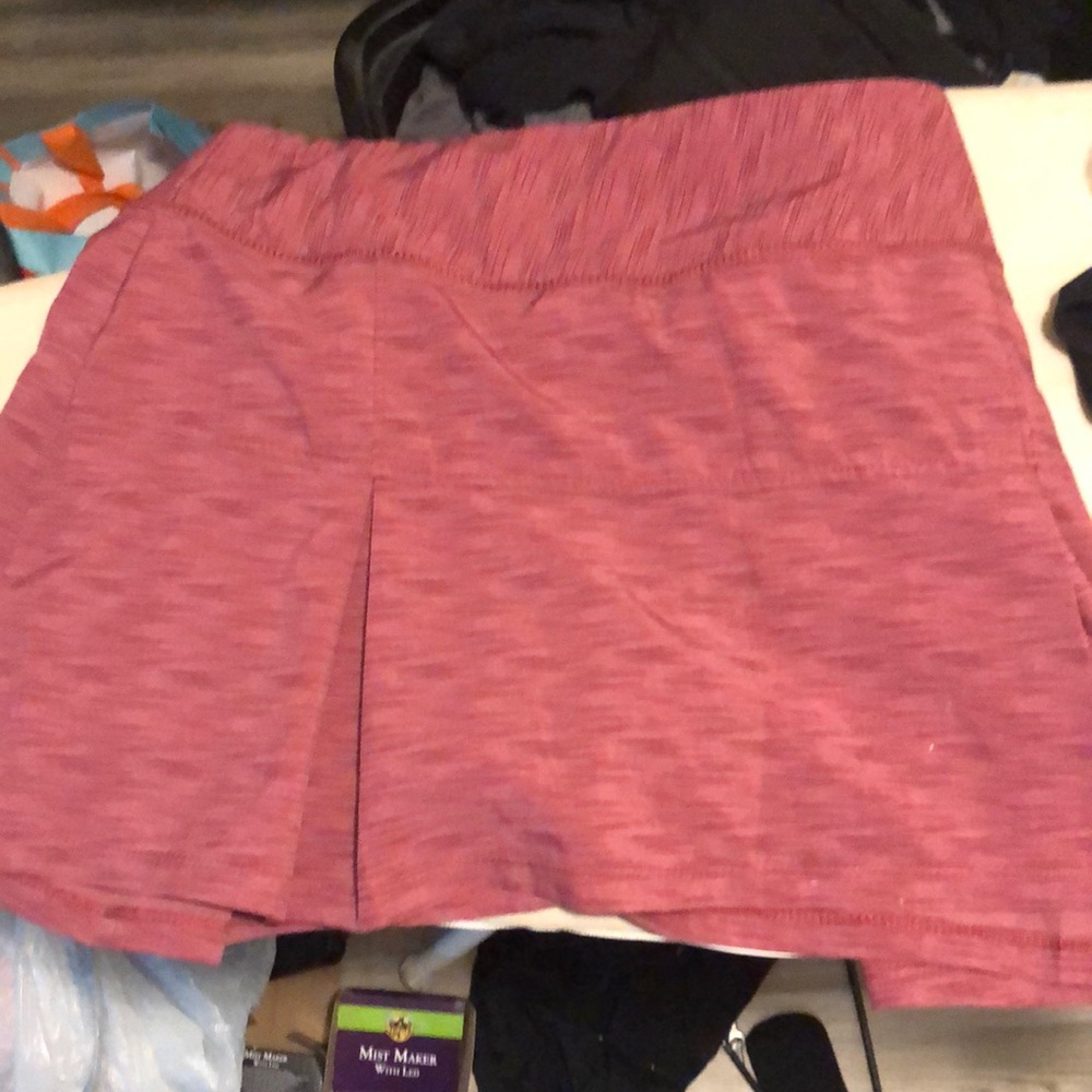 Women’s maroon skirt